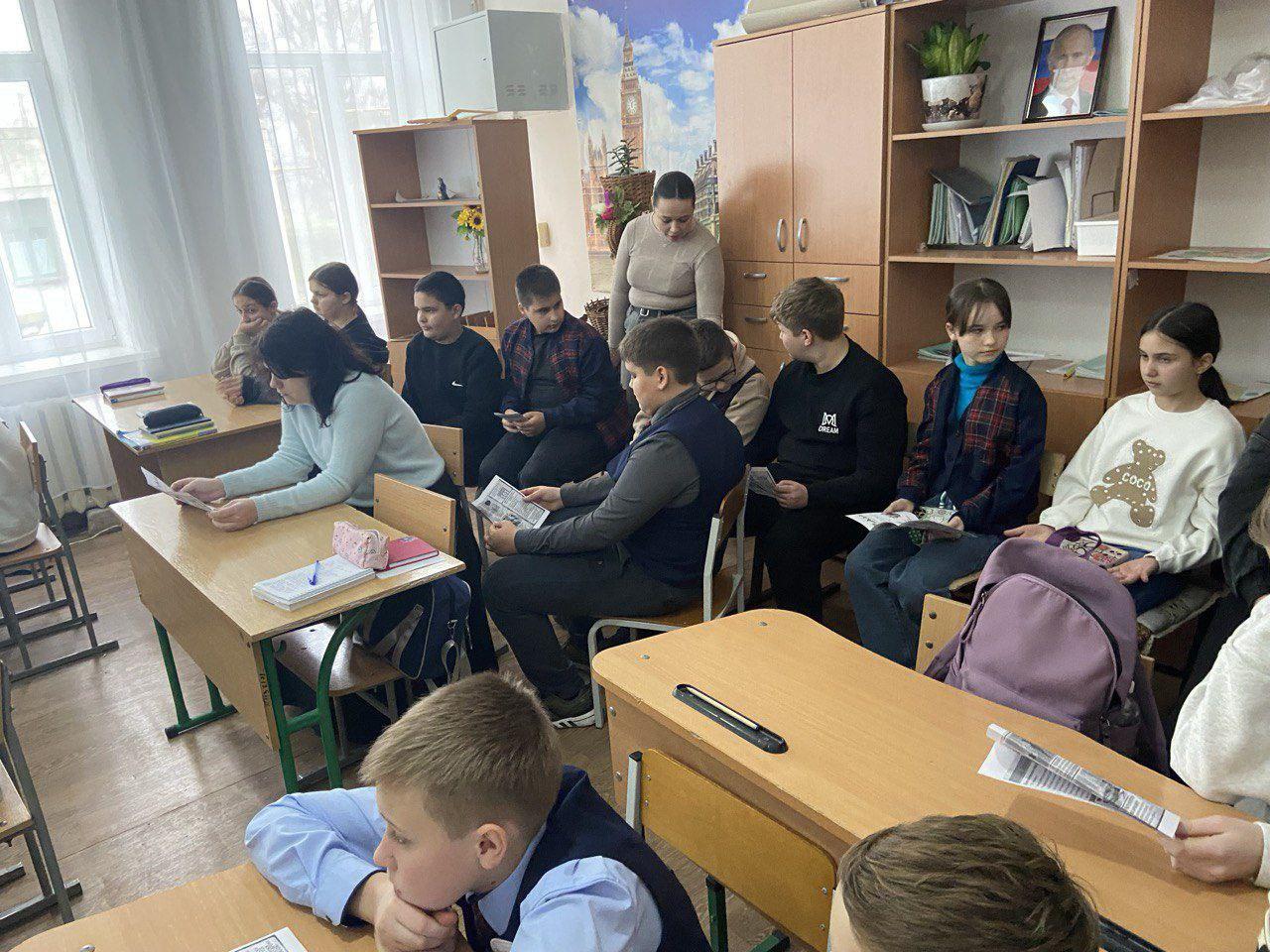 В Докучаевске прошла беседа о поддержке многодетных семей и семейных ценностях