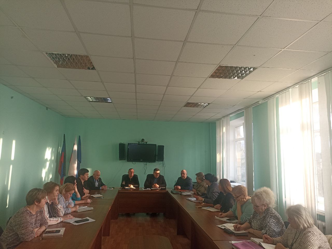 Василий Овчаров: 24 февраля 2026 года, состоялось аппаратное совещание с начальниками структурных подразделений Администрации Новоазовского муниципального округа, территориальных подразделений министерств и ведомств ДНР, а... Василий Овчаров: 24 февраля 2026 года, состоялось аппаратное совещание с начальниками структурных подразделений Администрации Новоазовского муниципального округа, территориальных подразделений министерств и ведомств ДНР, а...