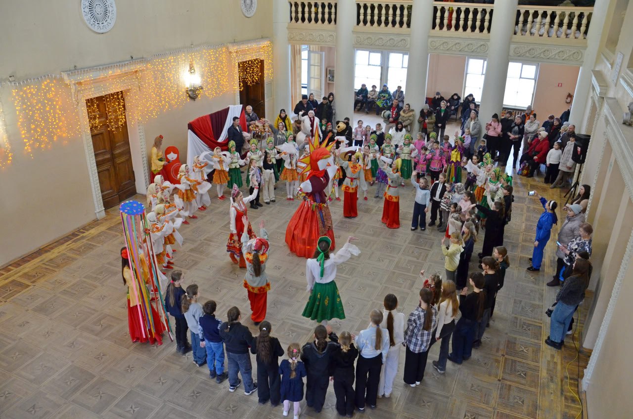 В Старобешевском округе жители отметили Масленицу В Старобешевском округе жители отметили Масленицу