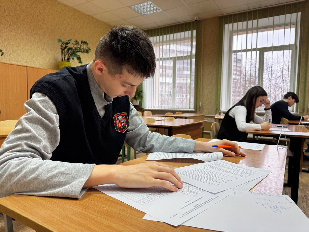 В ДНР завершились состязания по французскому и английскому языкам В ДНР завершились состязания по французскому и английскому языкам