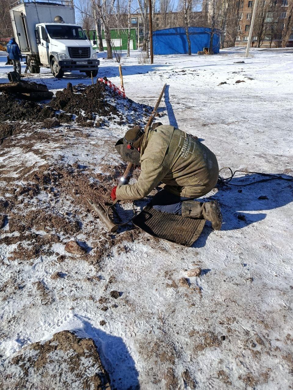 Кузбасские специалисты продолжают восстановительные работы на объектах водоснабжения в Горловке Кузбасские специалисты продолжают восстановительные работы на объектах водоснабжения в Горловке