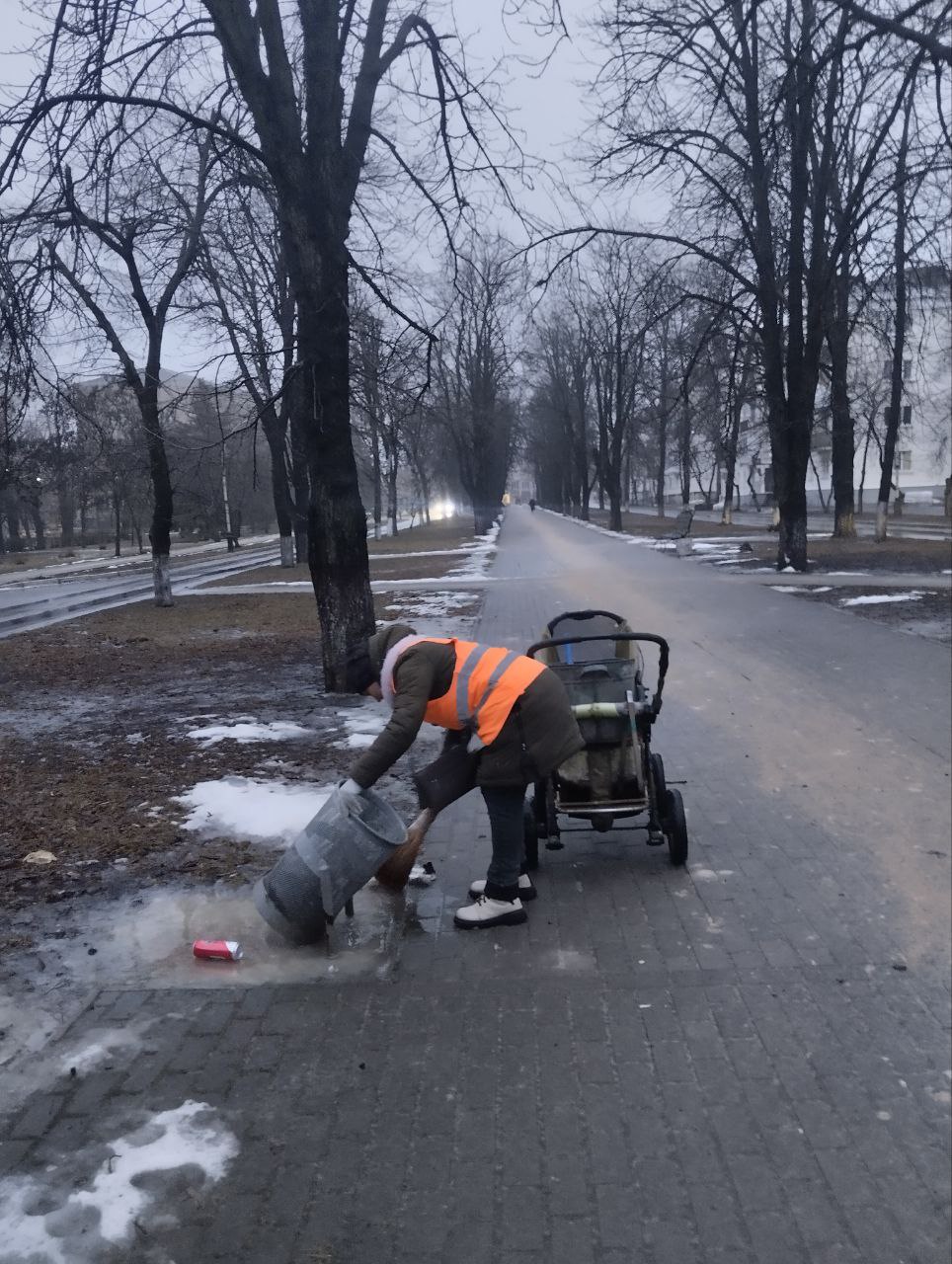 Александр Пеняев: За 25.02.2026 работниками МУП АГЯ "ЖЭК" выполнена уборка территорий в г. Ясиноватая и г. Авдеевка Александр Пеняев: За 25.02.2026 работниками МУП АГЯ "ЖЭК" выполнена уборка территорий в г. Ясиноватая и г. Авдеевка