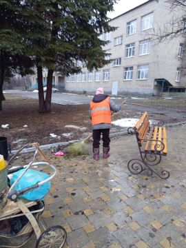 Александр Пеняев: За 25.02.2026 работниками МУП АГЯ "ЖЭК" выполнена уборка территорий в г. Ясиноватая и г. Авдеевка