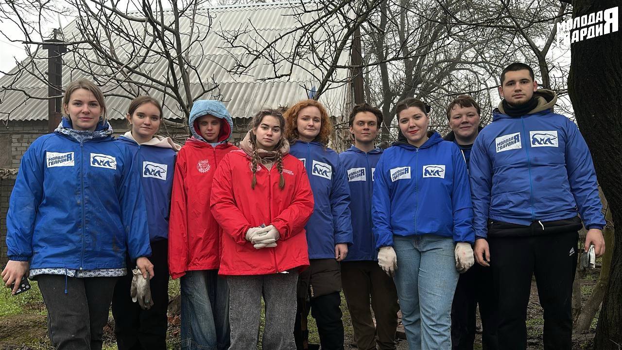 Активисты «Молодой Гвардии» совместно с «Волонтерской ротой» оказали помощь Шеремет Татьяне Васильевне Активисты «Молодой Гвардии» совместно с «Волонтерской ротой» оказали помощь Шеремет Татьяне Васильевне