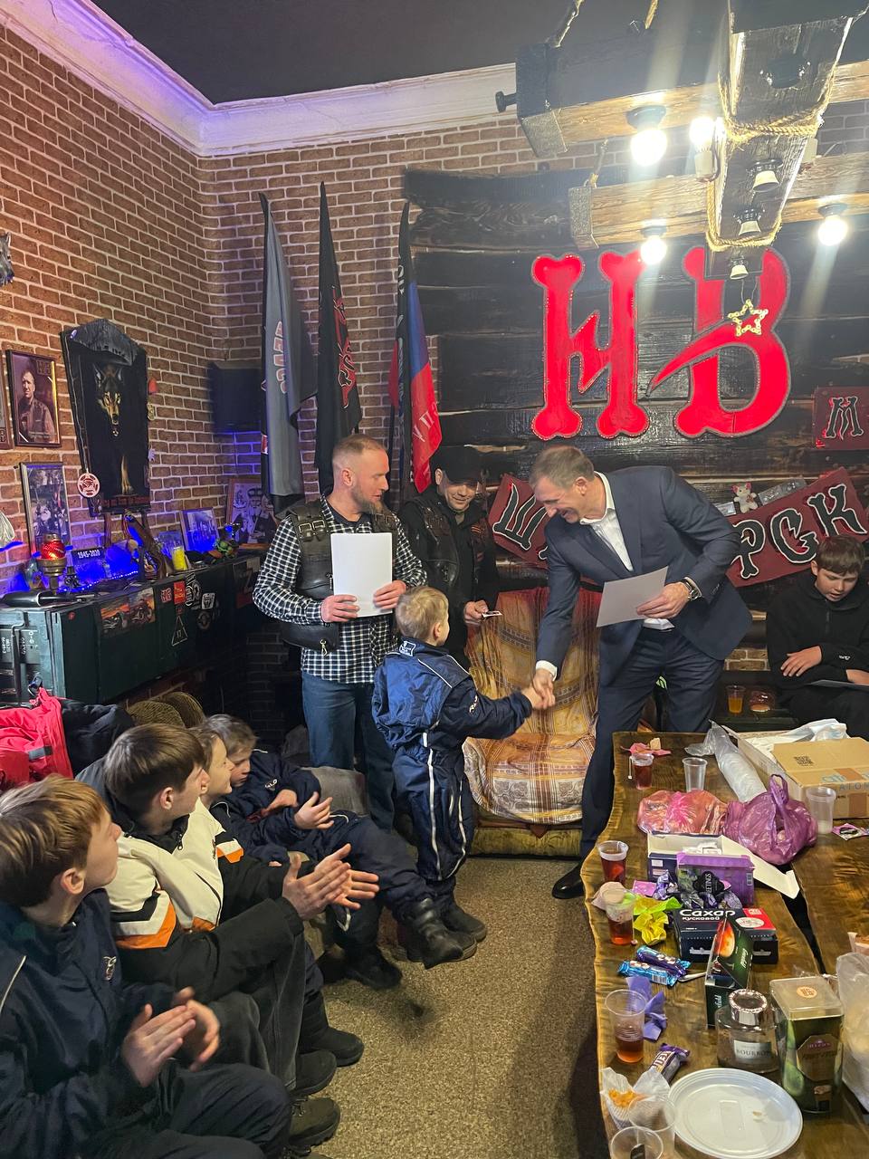 Скорость, драйв и патриотизм: Картинговые заезды в г. Шахтерске в честь Дня защитника Отечества Скорость, драйв и патриотизм: Картинговые заезды в г. Шахтерске в честь Дня защитника Отечества