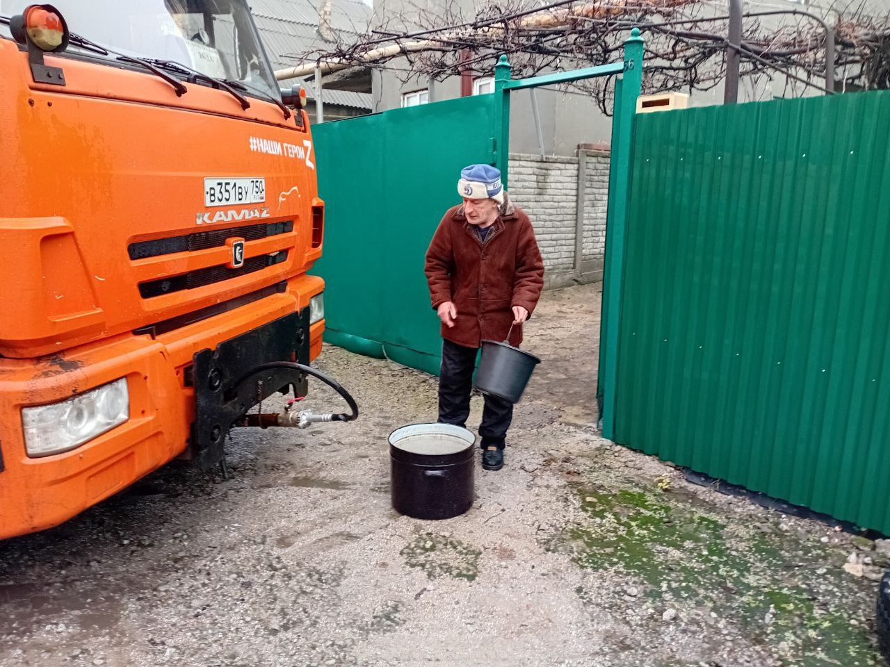 Валентина Харлашка: Провела мониторинг подвоза воды в поселке Путь Ильича Валентина Харлашка: Провела мониторинг подвоза воды в поселке Путь Ильича