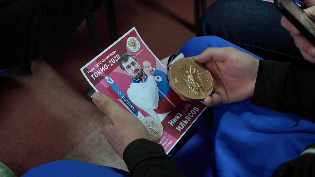 Александр Пеняев: Первенство ДНР по дзюдо!. В Донецке состоялось Первенство Донецкой Народной Республики по дзюдо среди мальчиков и девочек до 13 лет приуроченное ко Дню защитника Отечества, которое объединило большое... Александр Пеняев: Первенство ДНР по дзюдо!. В Донецке состоялось Первенство Донецкой Народной Республики по дзюдо среди мальчиков и девочек до 13 лет приуроченное ко Дню защитника Отечества, которое объединило большое...