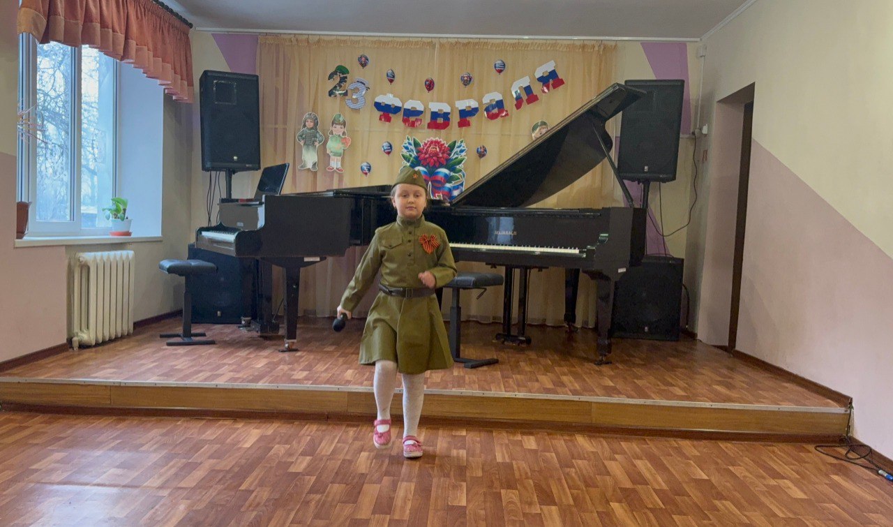 20 февраля прошел праздничный концерт «На страже мира и порядка», посвященный Дню защитника Отечества и Дню начала Специальной военной операции 20 февраля прошел праздничный концерт «На страже мира и порядка», посвященный Дню защитника Отечества и Дню начала Специальной военной операции