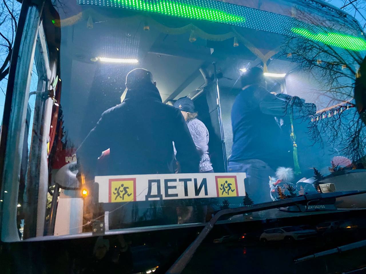 Евгений Поплавский: Вчера наш округ посетила координатор проекта Единой России «Дети Донбасса» Елена Никитина Евгений Поплавский: Вчера наш округ посетила координатор проекта Единой России «Дети Донбасса» Елена Никитина