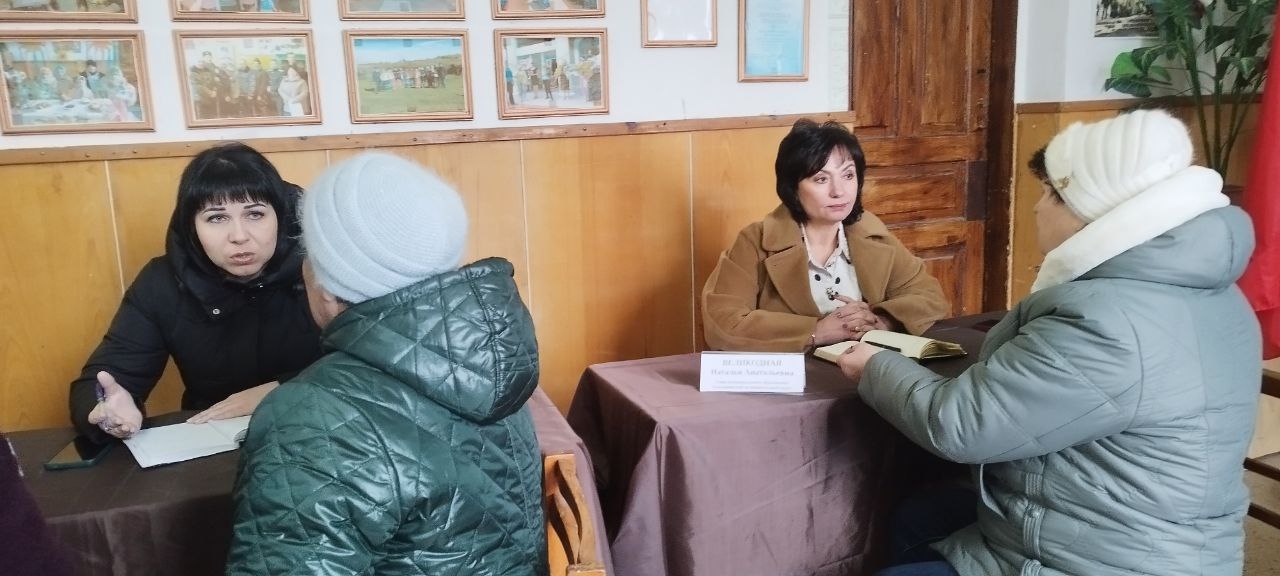 Председатель Тельмановского муниципального совета Дмитрий Липчанский принял участие в выездной администрации, которая состоялась в селе Коньково