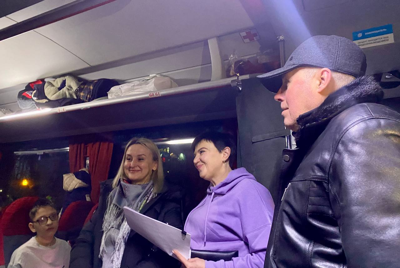 Евгений Поплавский: Вчера наш округ посетила координатор проекта Единой России «Дети Донбасса» Елена Никитина Евгений Поплавский: Вчера наш округ посетила координатор проекта Единой России «Дети Донбасса» Елена Никитина