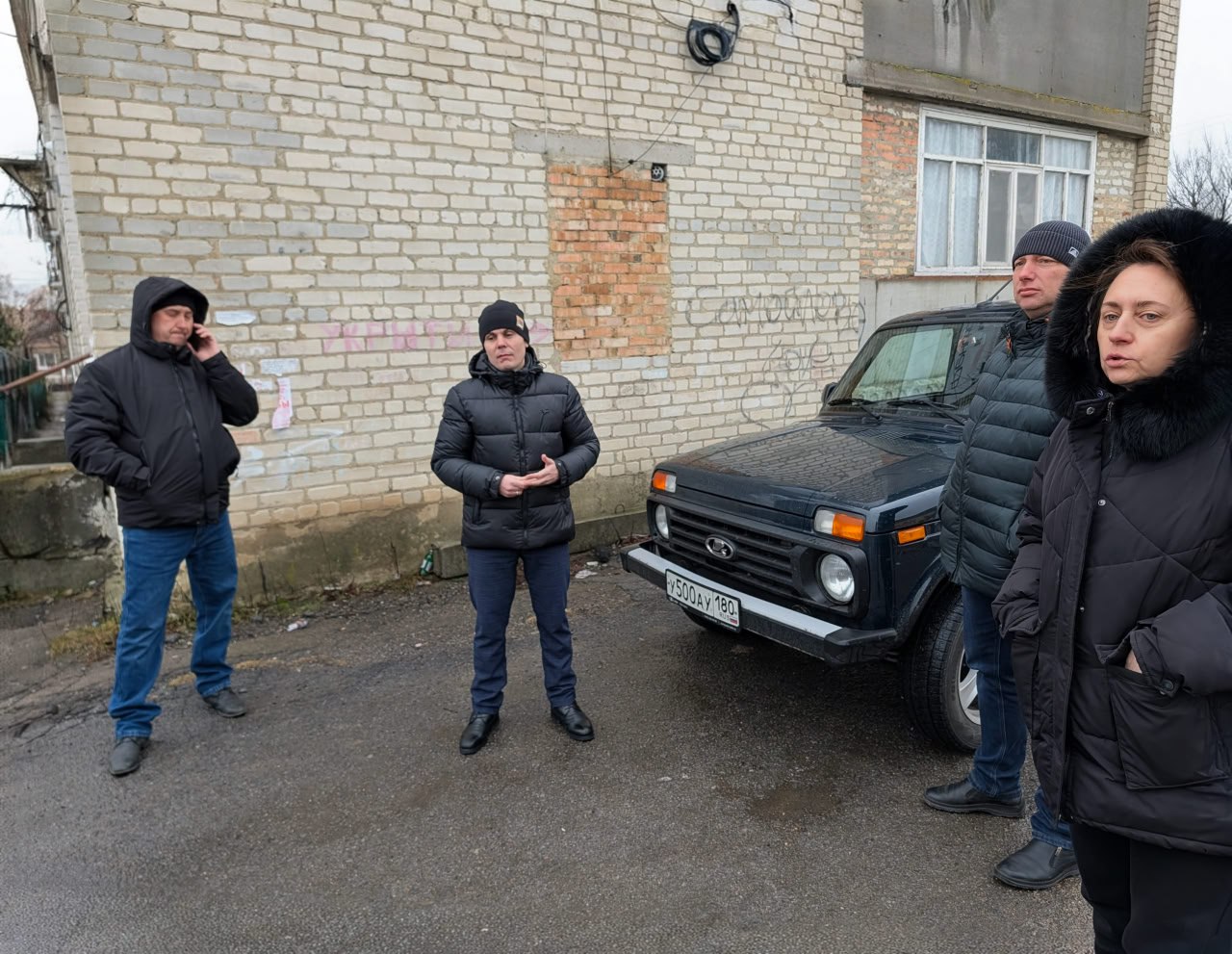 Заместитель главы Администрации Старобешевского муниципального округа Михаил Ольмезов провел сход граждан в поселке Старобешево