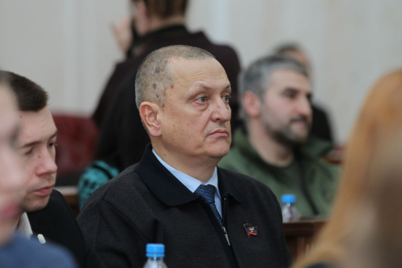 Дмитрий Огилец: В качестве почётного гостя принял участие в пленарном заседании Молодёжного Парламента