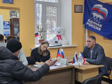 Александр Качанов: Провел личный прием граждан в общественной приемной Единой России