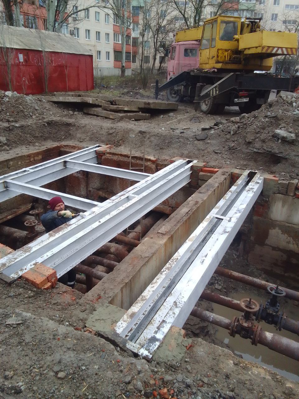 8 аварийных бригад из Санкт-Петербурга продолжают работать на сетях водоснабжения, водоотведения и теплоснабжения в Мариуполе 8 аварийных бригад из Санкт-Петербурга продолжают работать на сетях водоснабжения, водоотведения и теплоснабжения в Мариуполе