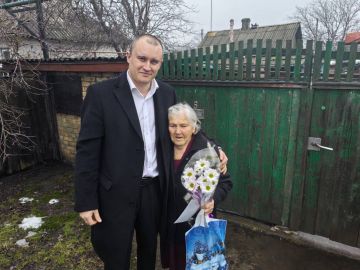 Иван Приходько: В Никитовском внутригородском районе поздравили участника Великой Отечественной Войны с Днем Рождения