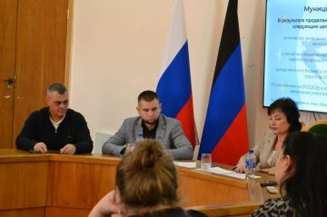 Наталья Великодная: Сегодня приняла участие в 78 внеочередном заседании Тельмановского муниципального совета первого созыва Донецкой Народной Республики