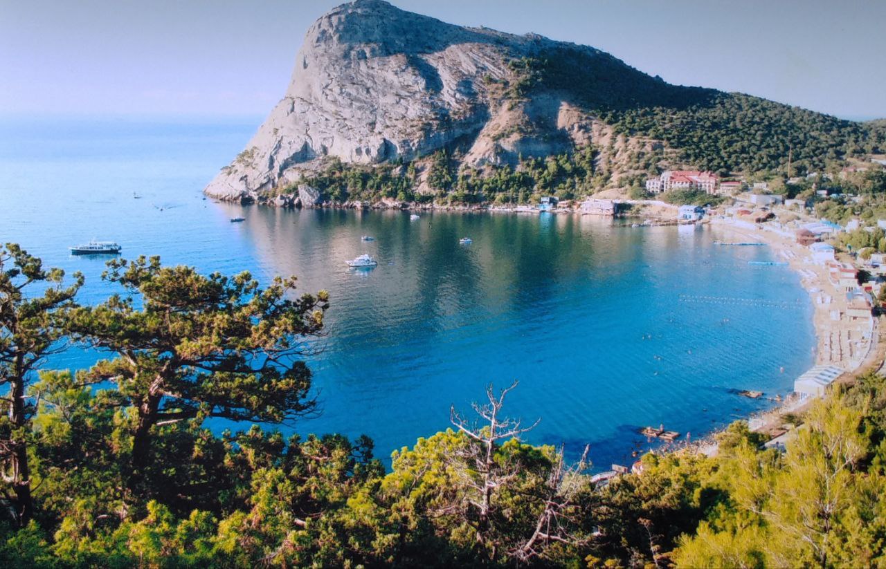 Сектор туризма АГО Мариуполь рад познакомить вас с победителем городского онлайн-фотоконкурса «Мариуполь в кадре» в номинации «Мариуполь туристический» – Людмилой Ермоленко Сектор туризма АГО Мариуполь рад познакомить вас с победителем городского онлайн-фотоконкурса «Мариуполь в кадре» в номинации «Мариуполь туристический» – Людмилой Ермоленко