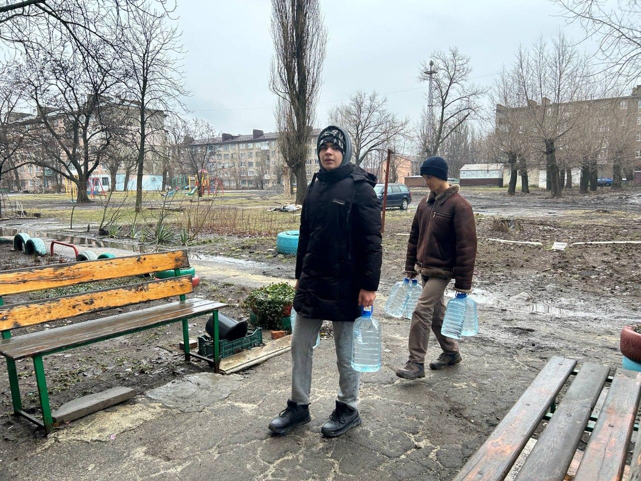 Александр Шатов: Активисты Шахтерска помогли жителям Александр Шатов: Активисты Шахтерска помогли жителям