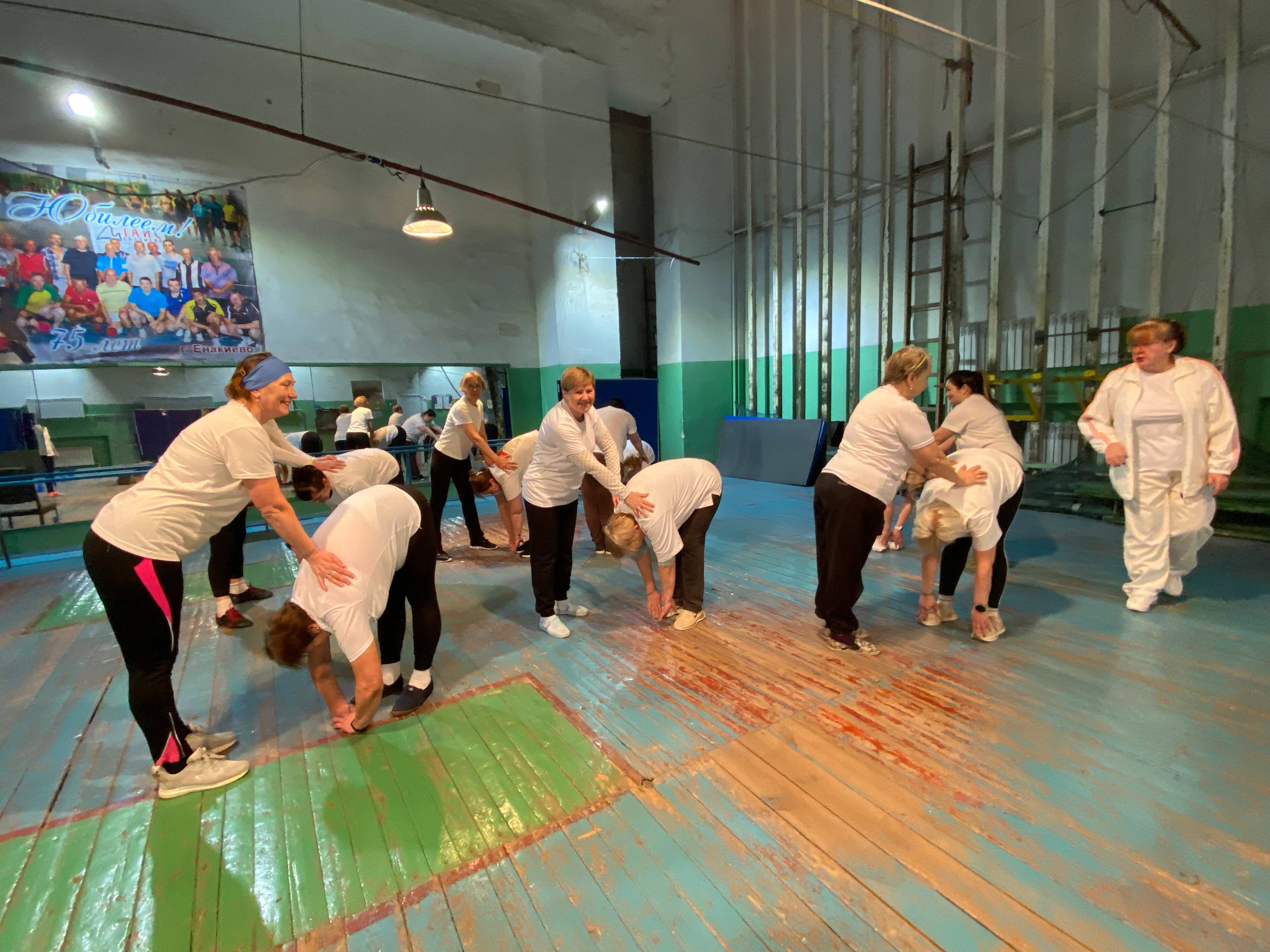 Игорь Мартынов: Женское движение в Енакиево Игорь Мартынов: Женское движение в Енакиево