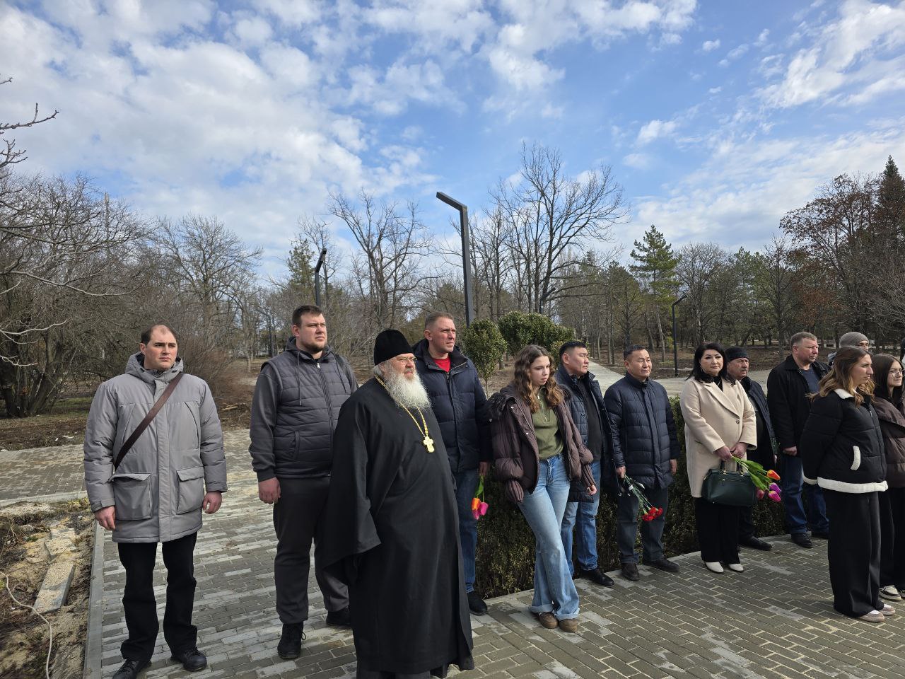 Горды великим именем твоим! Горды великим именем твоим!