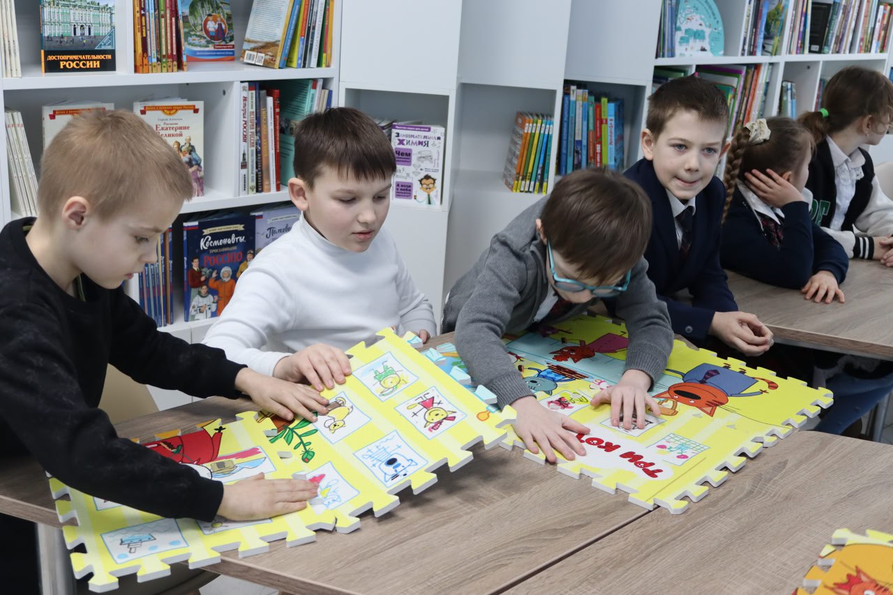 Познавательный эко-час «Март мур-р-рлычет под окошком» Познавательный эко-час «Март мур-р-рлычет под окошком»