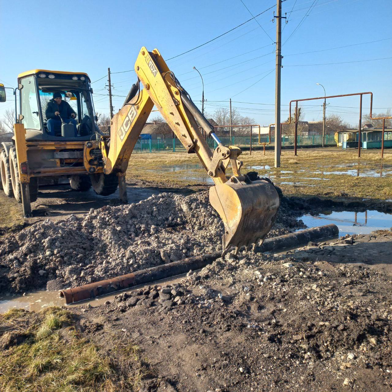 Борис Трима: По поручению Главы ДНР Дениса Пушилина информируем о том, что в пгт Ялта на ул. Нахимова выполнены работы по устройству дренажной системы