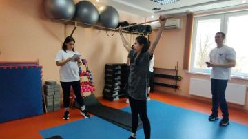 «Для желающих заниматься спортом и начинающих тренеров»: Стартовал проект «Сила в движении» в ДНР