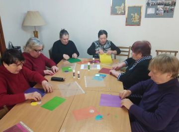 Вдохновение в каждом лепестке: Творческая мастерская снова в деле