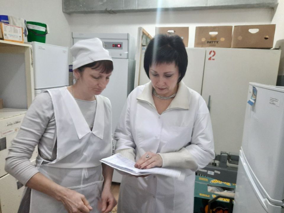 В Шахтерске специалисты управления образования администрации посетили детский сад № 4 В Шахтерске специалисты управления образования администрации посетили детский сад № 4