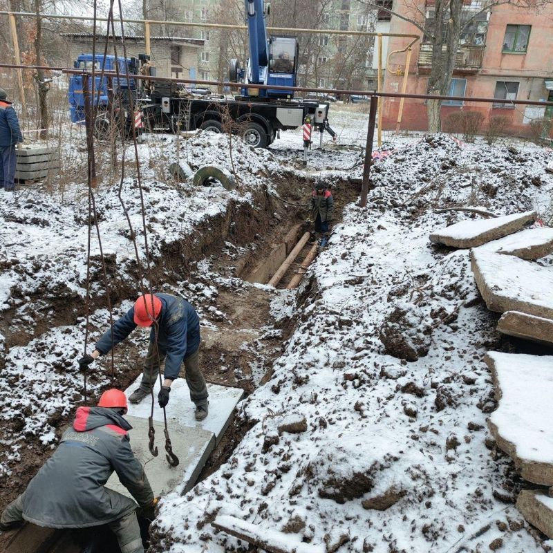 Кузбасс помогает горловчанам обновить участок теплосети Кузбасс помогает горловчанам обновить участок теплосети