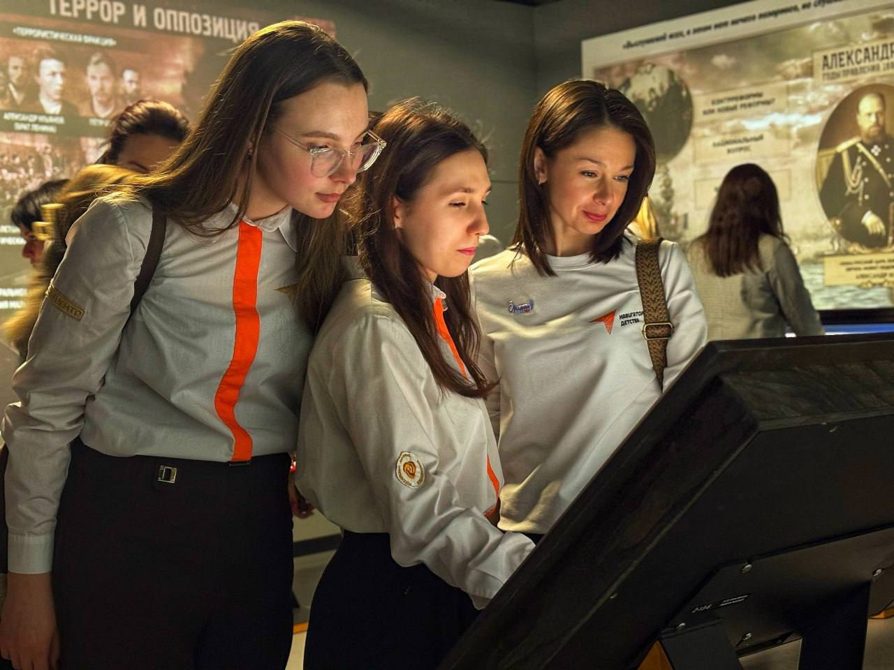 Более 21 тысячи жителей ДНР посетили мультимедийный парк «Россия – моя история»