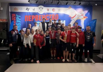 Евгений Ширшов: В Екатеринбурге завершилось первенство России по джиу-джитсу среди юношей и девушек в возрастных категориях 14-15 и 16-17 лет