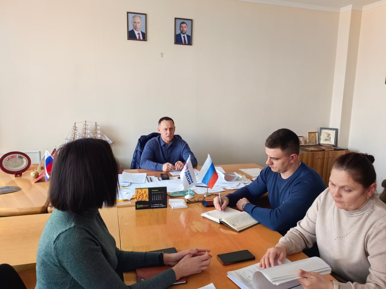 Александр Пеняев: На повестке дня очередного заседания межведомственной рабочей группы по здравоохранению в Ясиноватском муниципальном округе стояли вопросы кадрового дефицита в сфере здравоохранения и подготовки к...