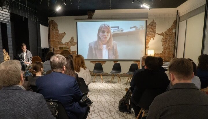 Ученые ДонГУ приняли участие в презентации монографии о новой военной поэзии Ученые ДонГУ приняли участие в презентации монографии о новой военной поэзии