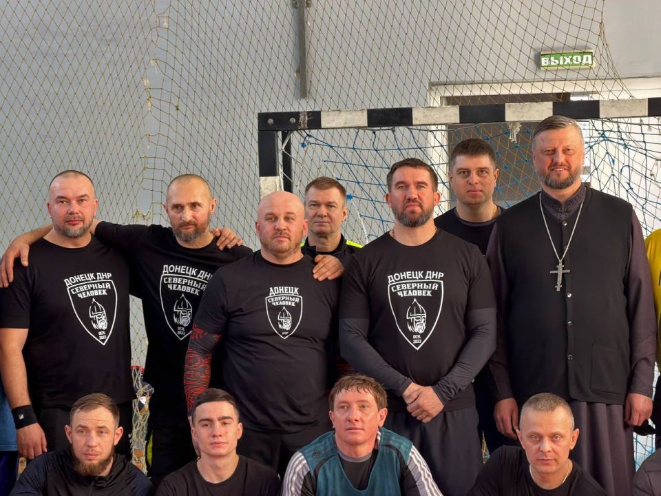 Спорт, дружба, победа: как прошёл товарищеский матч по мини-футболу среди отделений «Северного человека» Спорт, дружба, победа: как прошёл товарищеский матч по мини-футболу среди отделений «Северного человека»