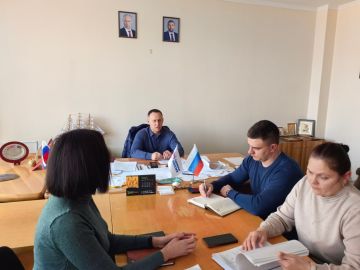 Александр Пеняев: На повестке дня очередного заседания межведомственной рабочей группы по здравоохранению в Ясиноватском муниципальном округе стояли вопросы кадрового дефицита в сфере здравоохранения и подготовки к...