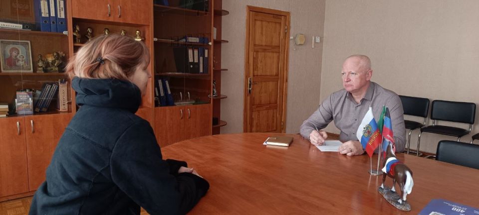 Роман Конев: 3 марта 2026 года состоялся приём граждан депутатом Горловского городского совета Донецкой Народной Республики первого созыва Евгением Прокоповичем в Городском наркологическом диспансере города Горловки... Роман Конев: 3 марта 2026 года состоялся приём граждан депутатом Горловского городского совета Донецкой Народной Республики первого созыва Евгением Прокоповичем в Городском наркологическом диспансере города Горловки...