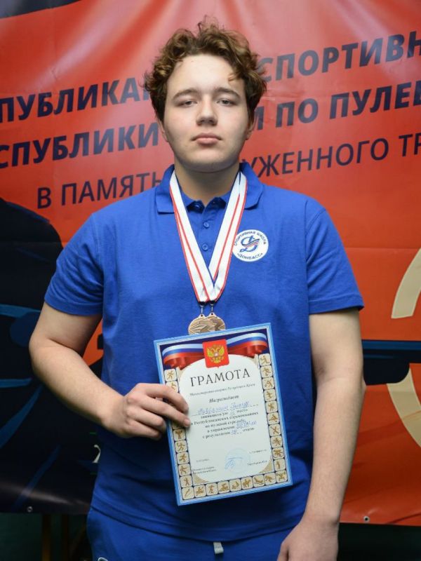 Антон Кольцов: Мариупольские спортсмены завоевали очередные медали в пулевой стрельбе Антон Кольцов: Мариупольские спортсмены завоевали очередные медали в пулевой стрельбе