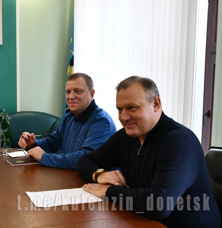 Алексей Кулемзин: Провел рабочую встречу с депутатом городского округа Звездный городок Анной Москатовой и российской фигуристкой, двукратным призером Олимпийских игр Ириной Слуцкой Алексей Кулемзин: Провел рабочую встречу с депутатом городского округа Звездный городок Анной Москатовой и российской фигуристкой, двукратным призером Олимпийских игр Ириной Слуцкой