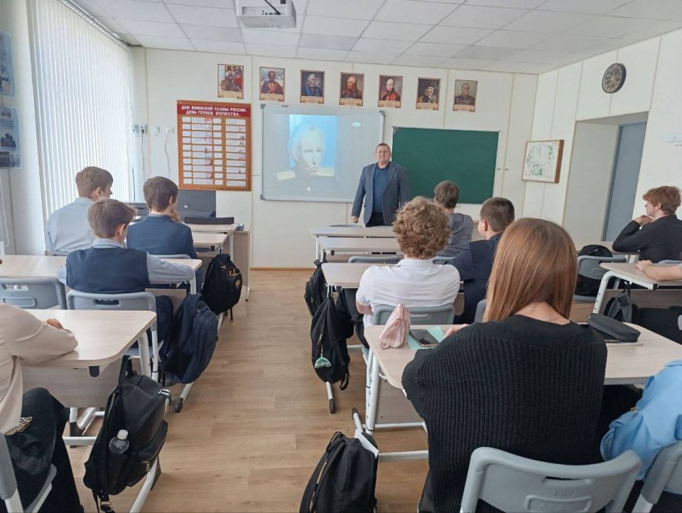Урок мужества и безопасности! Ученики Тельмановской гимназии посмотрели фильм «Предательство» Урок мужества и безопасности! Ученики Тельмановской гимназии посмотрели фильм «Предательство»