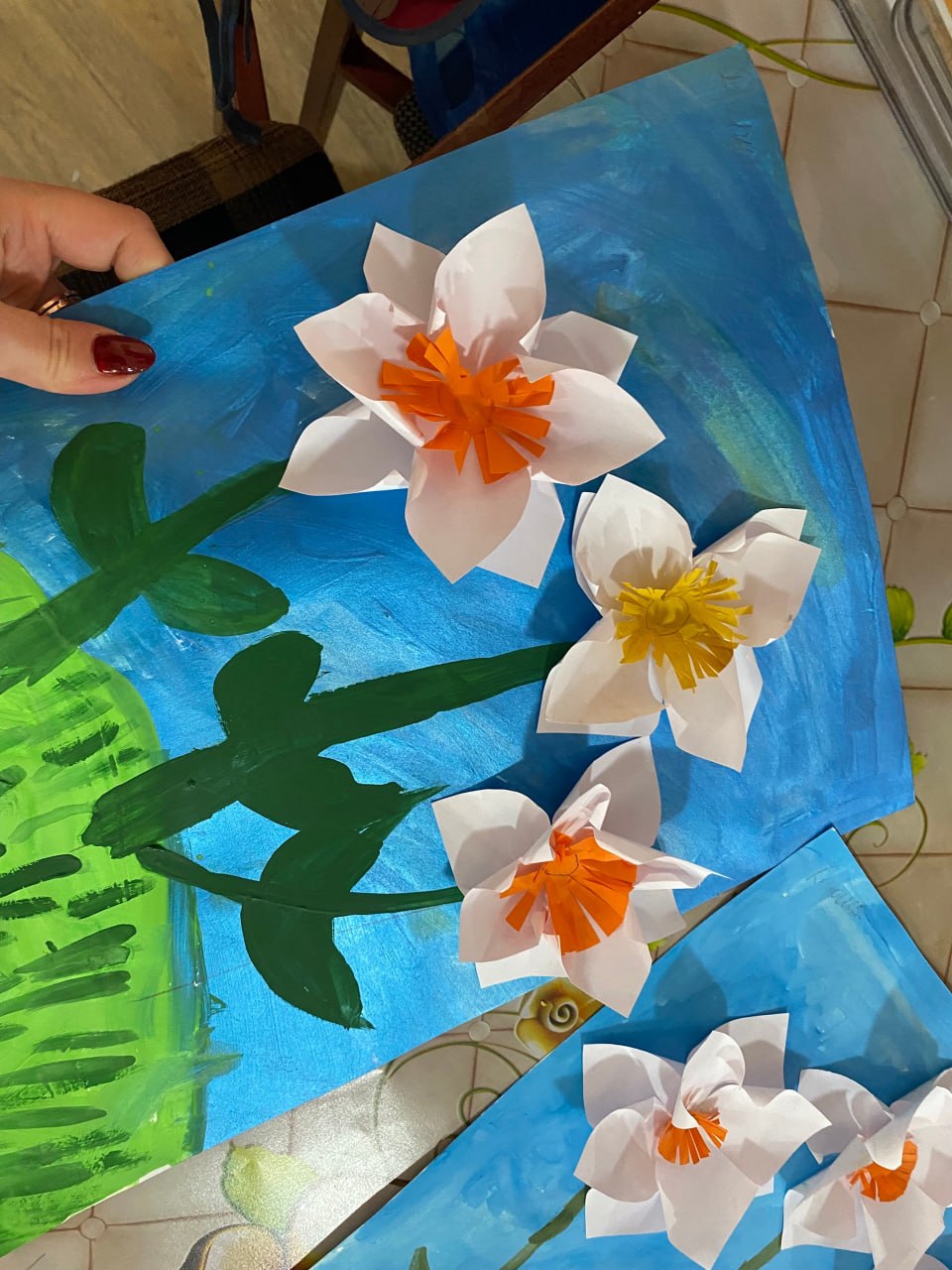 Сегодня в МБУ "Зугрэсский ГДК" у юных художников изостудии "Радуга" прошла игровая программа «Классные девчонки» в честь 8 Марта! Сегодня в МБУ "Зугрэсский ГДК" у юных художников изостудии "Радуга" прошла игровая программа «Классные девчонки» в честь 8 Марта!