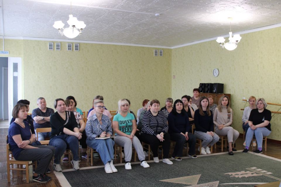 Иван Приходько: Состоялась встреча руководства администрации городского округа Горловка с трудовым коллективом Иван Приходько: Состоялась встреча руководства администрации городского округа Горловка с трудовым коллективом