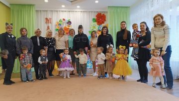 В преддверии самого первого, доброго весеннего праздника, в дошкольном подразделении ГБОУ "Светлодарский УВК г. о. Дебальцево" состоялся утренник в первой младшей группе, посвящённый Международному женскому дню 8 Марта