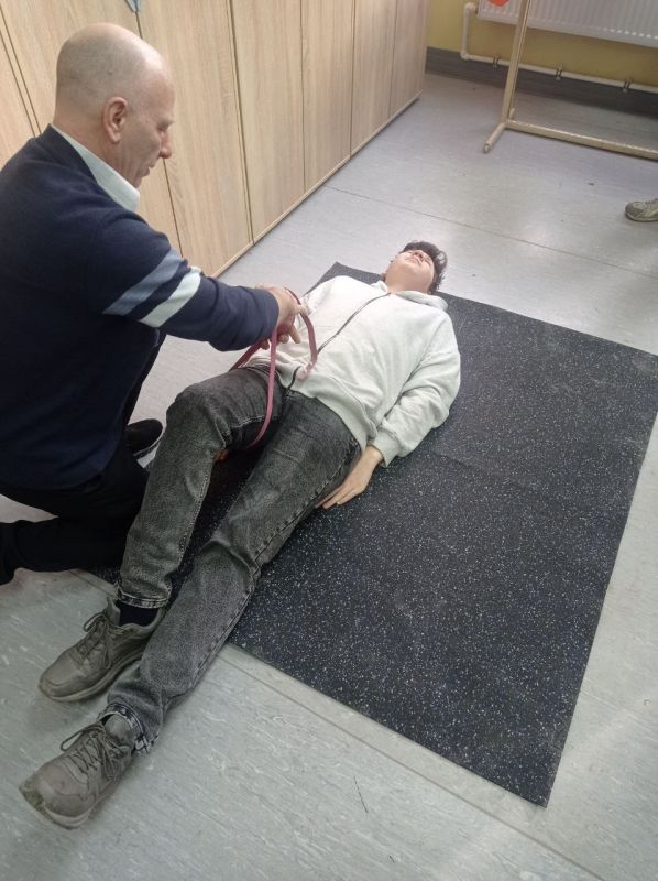3 марта в ГБПОУ "Мариупольский строительный профильный колледж" был проведен Всероссийский открытый урок, приуроченный к празднованию Всемирного дня гражданской обороны, с проведением тренировок по защите детей и персонала... 3 марта в ГБПОУ "Мариупольский строительный профильный колледж" был проведен Всероссийский открытый урок, приуроченный к празднованию Всемирного дня гражданской обороны, с проведением тренировок по защите детей и персонала...