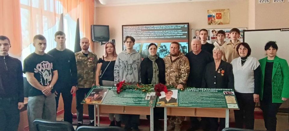 Герои живут в нашей памяти вечно! Герои живут в нашей памяти вечно!