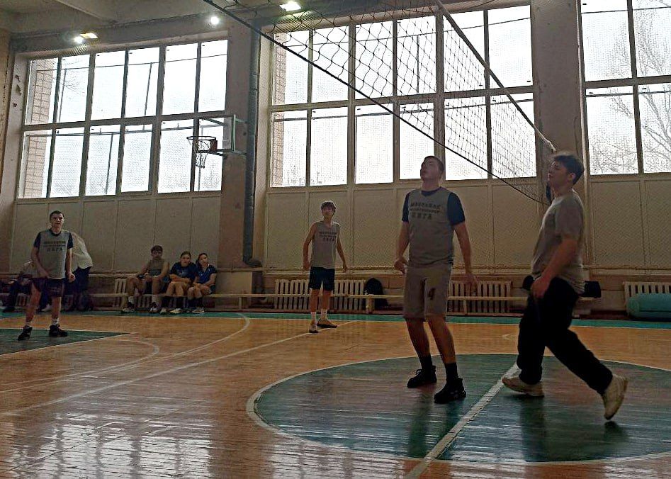 Иван Адамец: В Куйбышевском районе прошел волейбольный турнир памяти героев локальных войн и СВО Иван Адамец: В Куйбышевском районе прошел волейбольный турнир памяти героев локальных войн и СВО