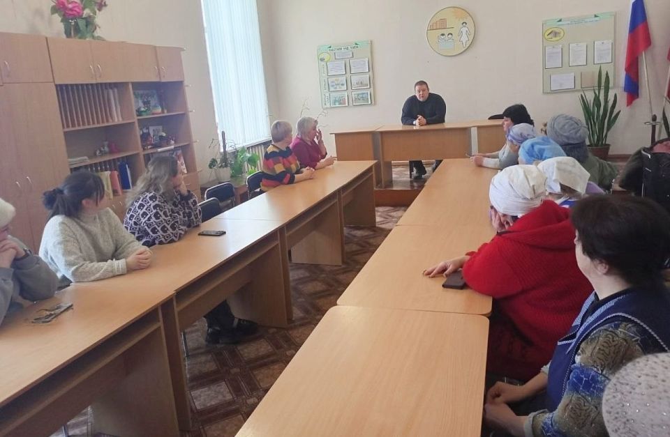 Иван Приходько: В Калининском районе Горловки прошли встречи с трудовыми коллективами Иван Приходько: В Калининском районе Горловки прошли встречи с трудовыми коллективами