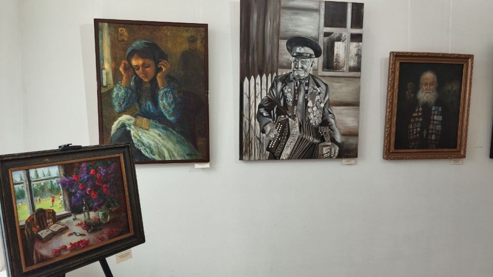 Творчество художников Донбасса представлено на выставке во Ржеве Творчество художников Донбасса представлено на выставке во Ржеве
