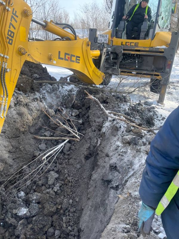 В рамках сотрудничества, предусмотренного соглашением Главы ДНР Дениса Пушилина с шефствующими регионами, специалисты Приморского края провели ремонтные работы в городском округе Торез, так как содержание водопроводных... В рамках сотрудничества, предусмотренного соглашением Главы ДНР Дениса Пушилина с шефствующими регионами, специалисты Приморского края провели ремонтные работы в городском округе Торез, так как содержание водопроводных...